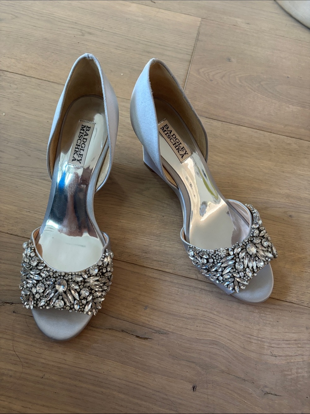 Badgley Mischka Silver Satin Open-Toe Heels with Crystal Cluster 9